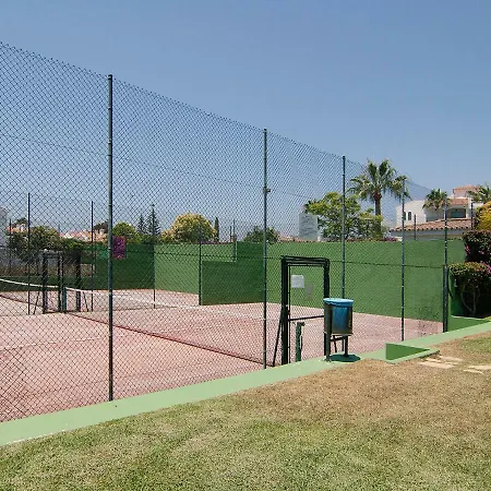 Apartment Lorcrisur By Interhome Marbella