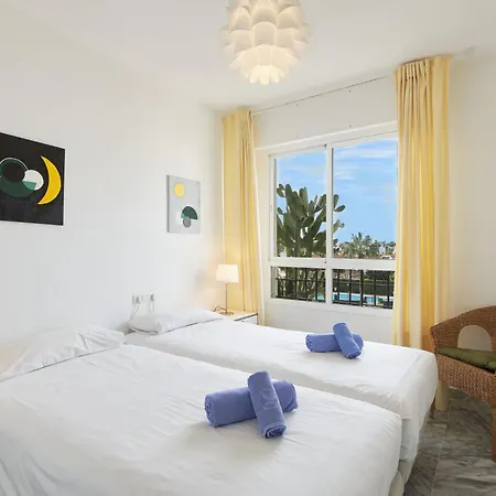 Apartment Lorcrisur By Interhome